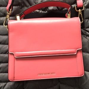 EXPRESSIONS NYC luxury handbag w short handle & detachable shoulder strap
